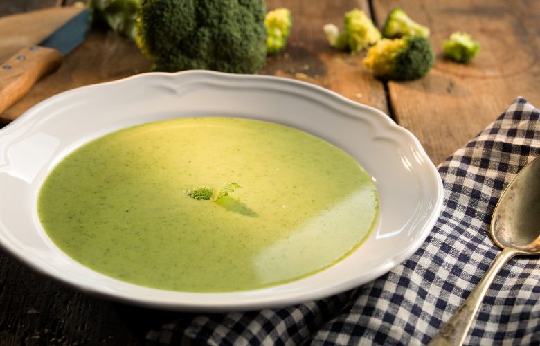 Recept → Krémová brokolicová polievka